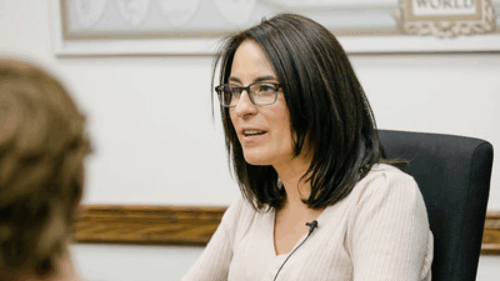 Katie Keith speaking at a Georgetown University Conversations in Health event.