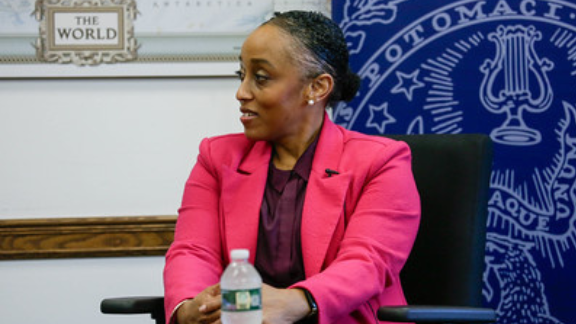Michelle Roett speaking at a Georgetown University Conversations in Health event.