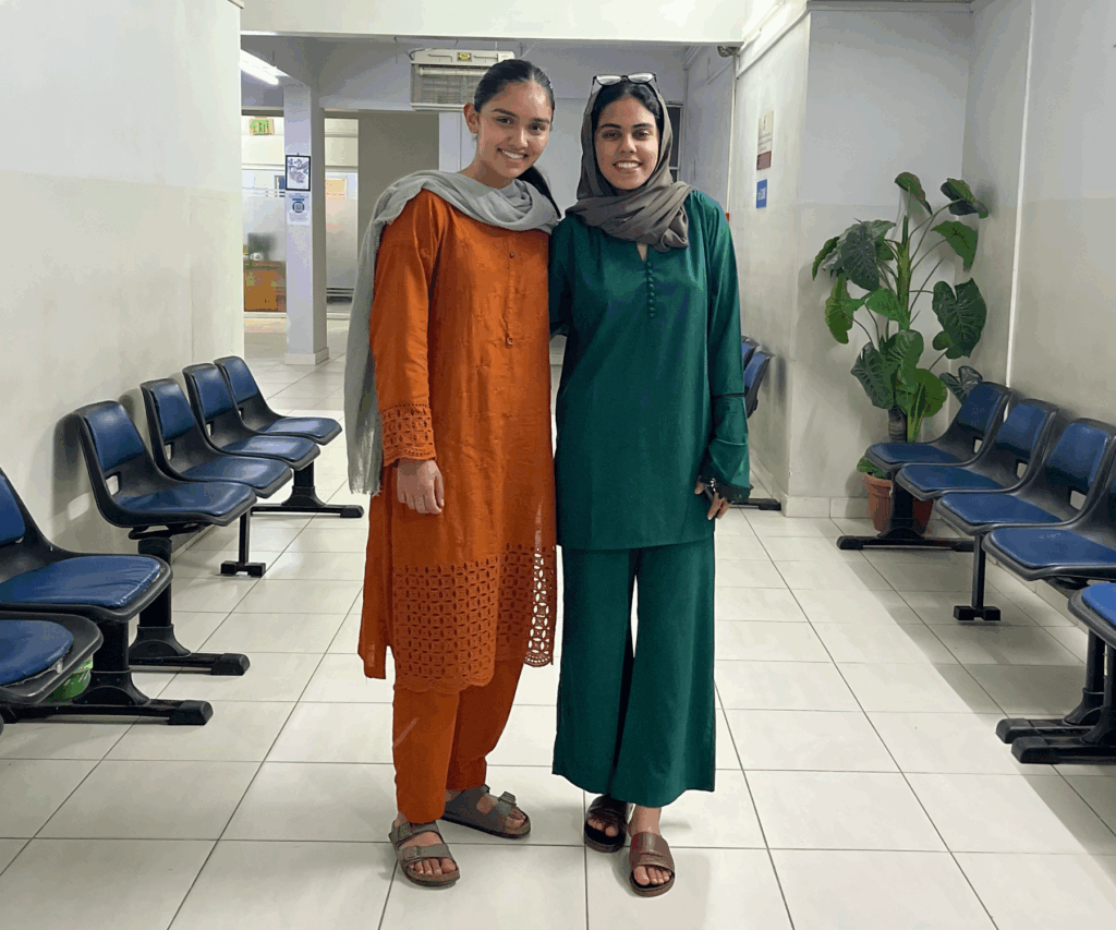 Saleem with her research partner, Shifan Abbasi, at the gestational diabetes clinic.