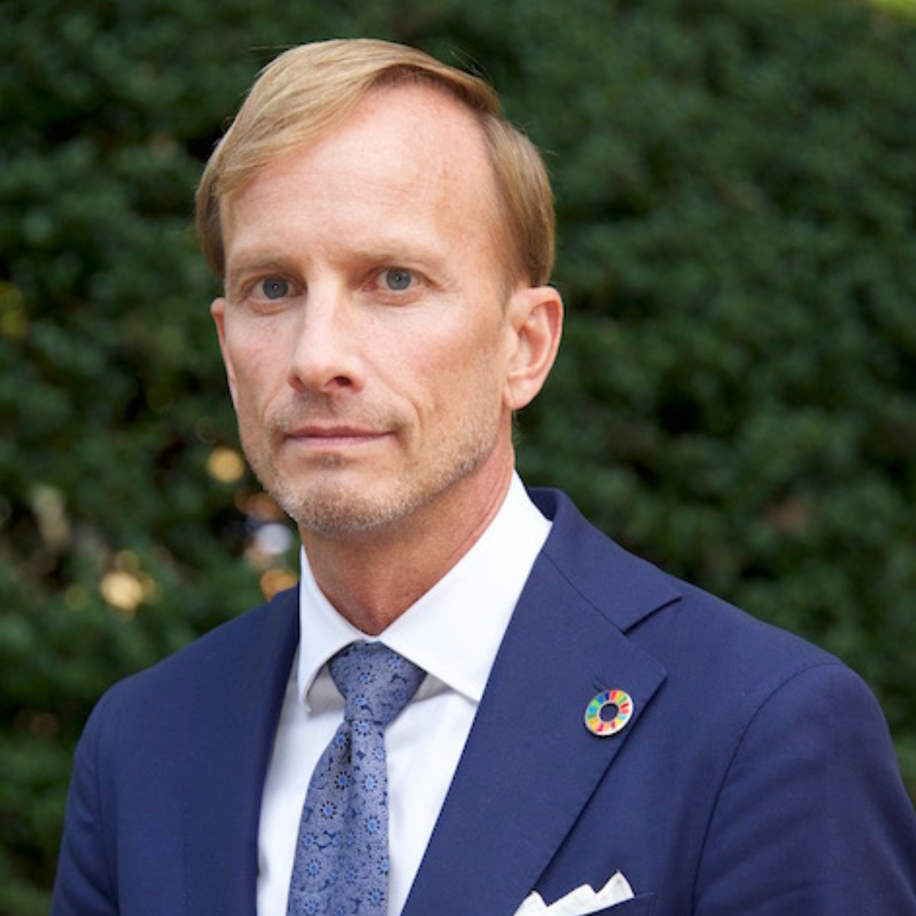 Mark Dybul headshot